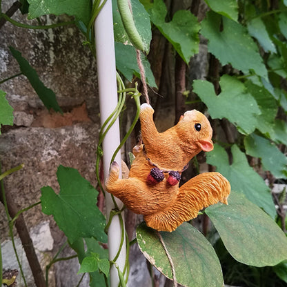 Rope Climbing Squirrel Resin Statue Figurine Ornament